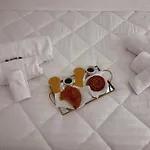 & 4*