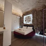 & 4*