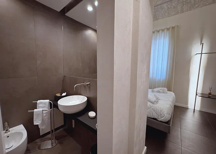 Bed and Breakfast & 4*